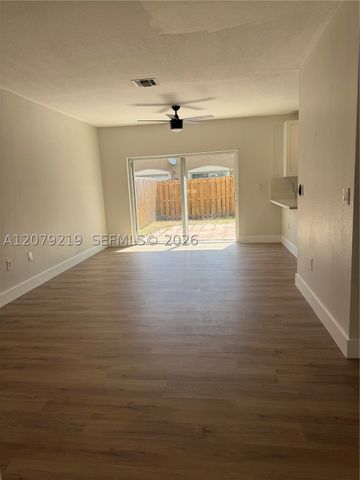 21467 SW 86th Pl, Cutler Bay, FL 33189
