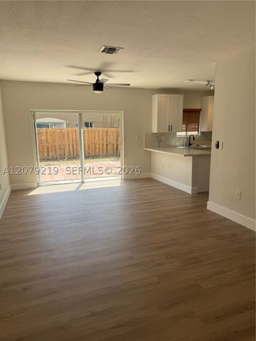 21467 SW 86th Pl, Cutler Bay, FL 33189
