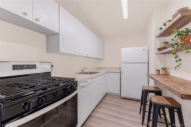 1155 Warburton Avenue 2S, Yonkers, NY 10701