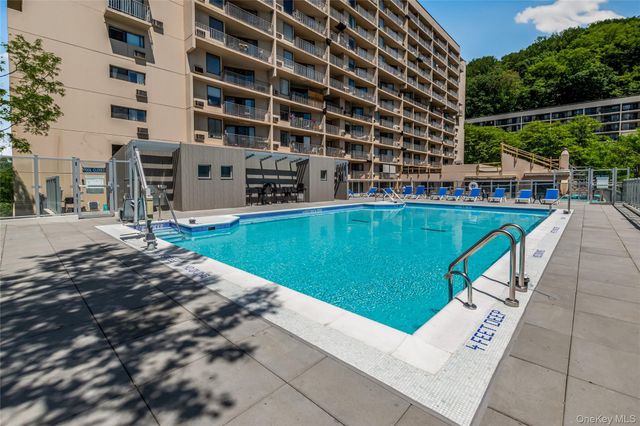 1155 Warburton Avenue 2S, Yonkers, NY 10701