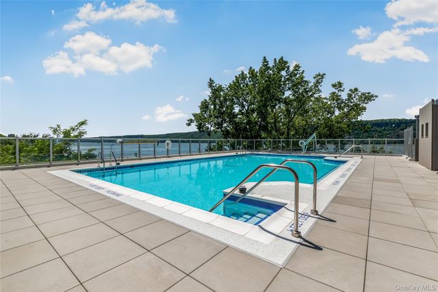 1155 Warburton Avenue 2S, Yonkers, NY 10701