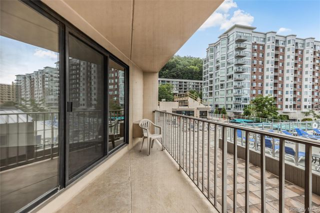 1155 Warburton Avenue 2S, Yonkers, NY 10701