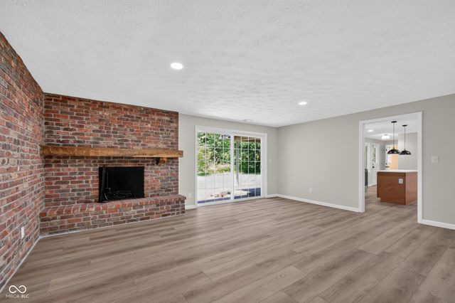 646 Redbud Lane, Plainfield, IN 46168