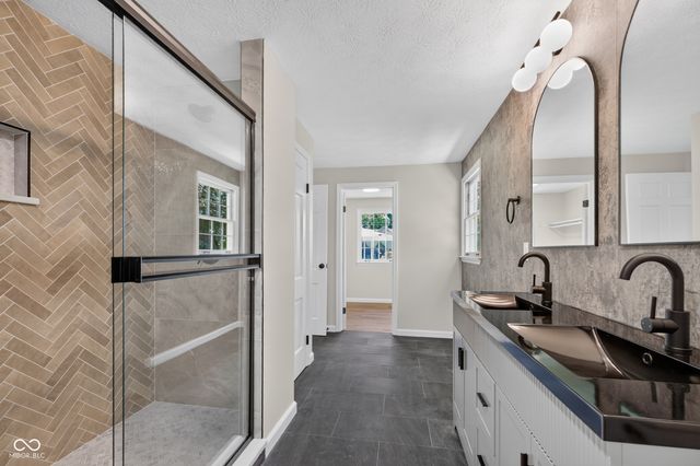 646 Redbud Lane, Plainfield, IN 46168
