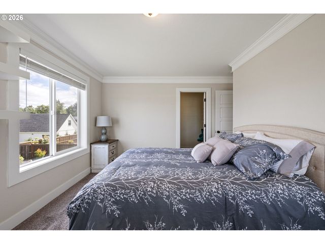 1581 UMPQUA Ave, Eugene, OR 97408