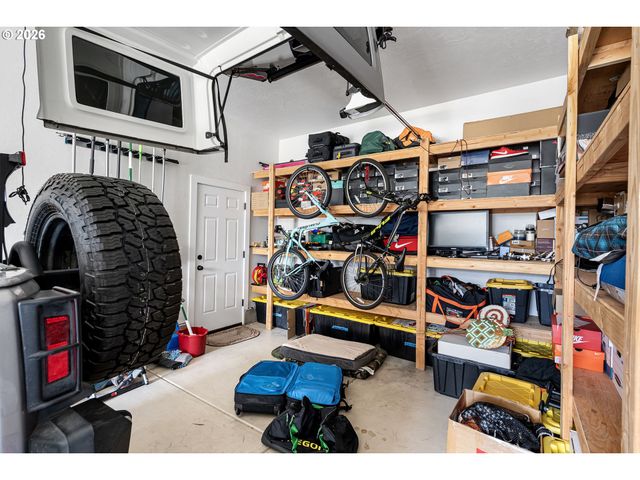 1581 UMPQUA Ave, Eugene, OR 97408