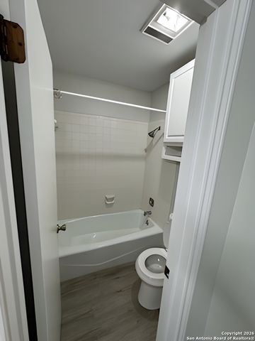 3220 Castledale, San Antonio, TX 78230