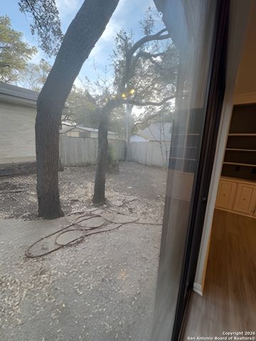 3220 Castledale, San Antonio, TX 78230