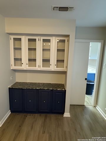 3220 Castledale, San Antonio, TX 78230