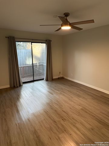 3220 Castledale, San Antonio, TX 78230