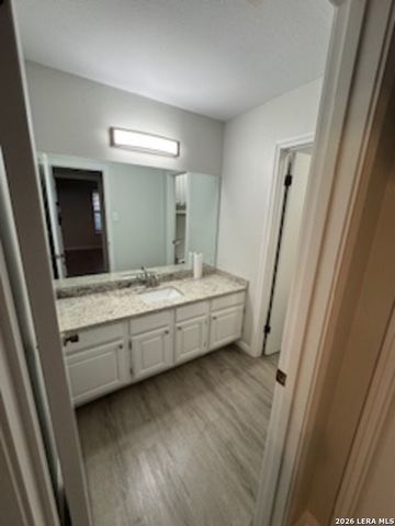 3220 Castledale, San Antonio, TX 78230