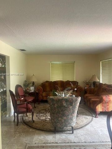 3366 Thomas Ave, Miami, FL 33133