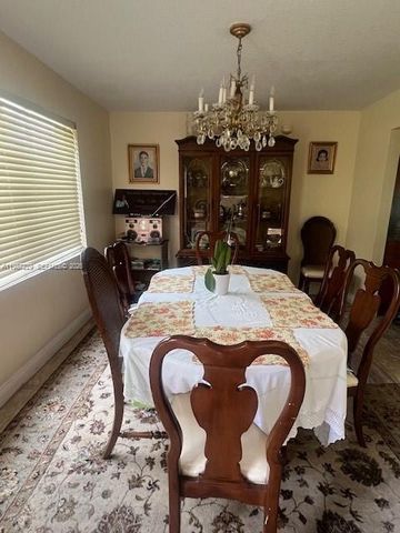 3366 Thomas Ave, Miami, FL 33133