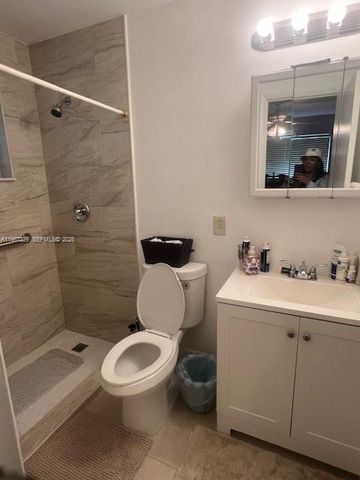 3366 Thomas Ave, Miami, FL 33133