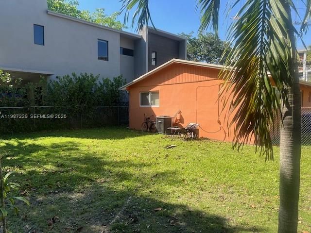 3366 Thomas Ave, Miami, FL 33133