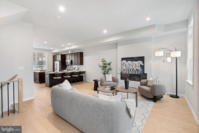 609 BURCHAM ST, Phoenixville, PA 19460