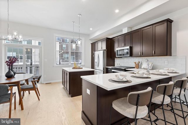 609 BURCHAM ST, Phoenixville, PA 19460