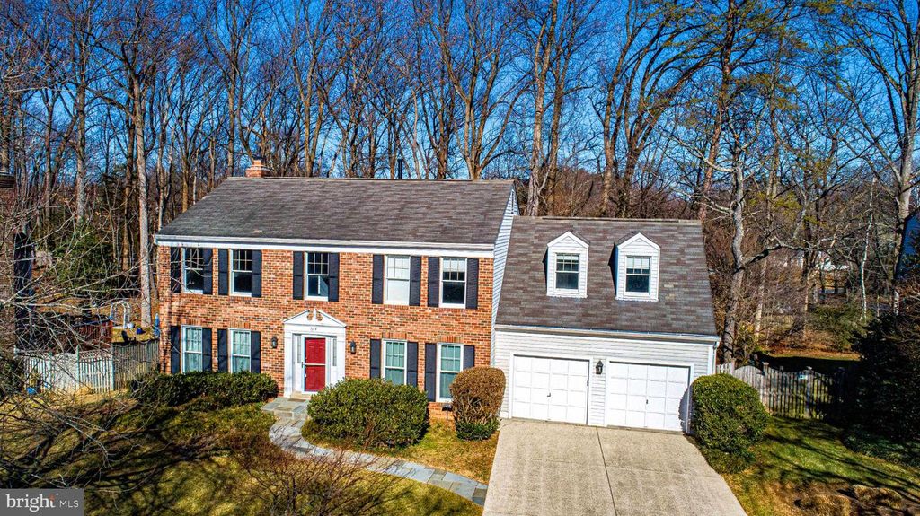 Image 2 of property listing at 644 SYMPHONY WOODS DR, Silver Spring, MD 20901