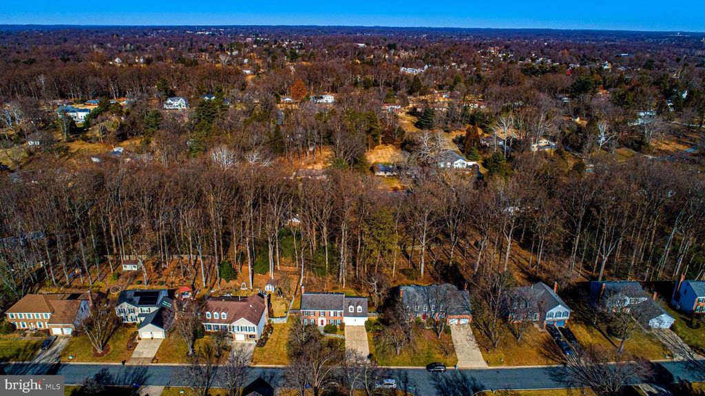 Image 15 of property listing at 644 SYMPHONY WOODS DR, Silver Spring, MD 20901