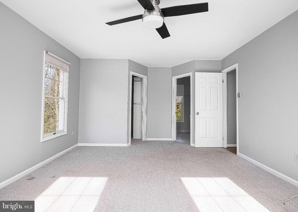 Image 33 of property listing at 644 SYMPHONY WOODS DR, Silver Spring, MD 20901