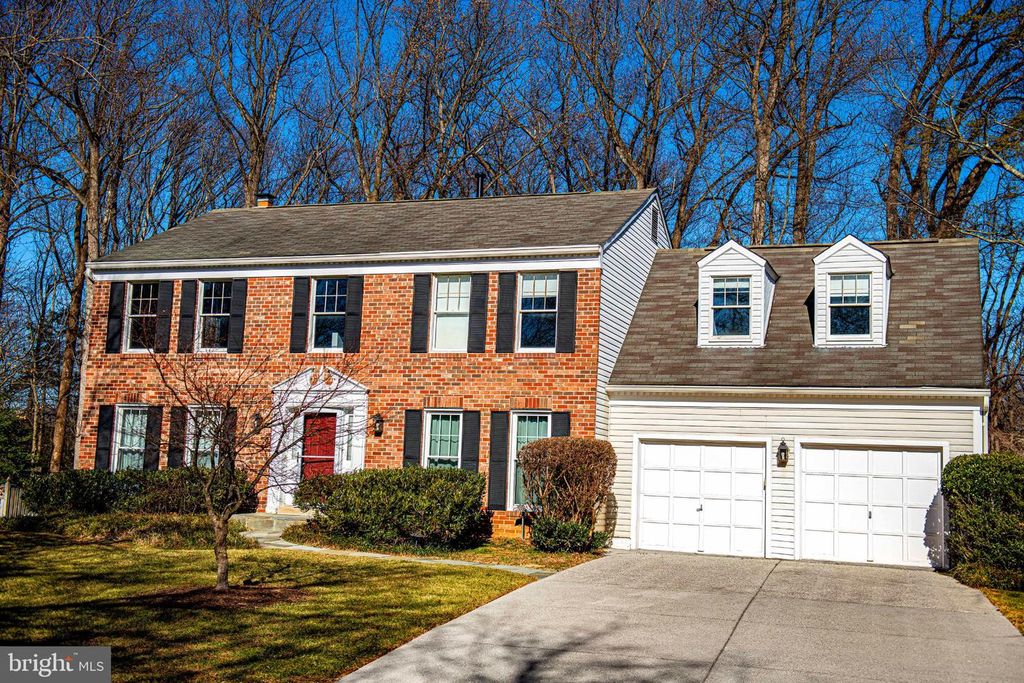Image 5 of property listing at 644 SYMPHONY WOODS DR, Silver Spring, MD 20901