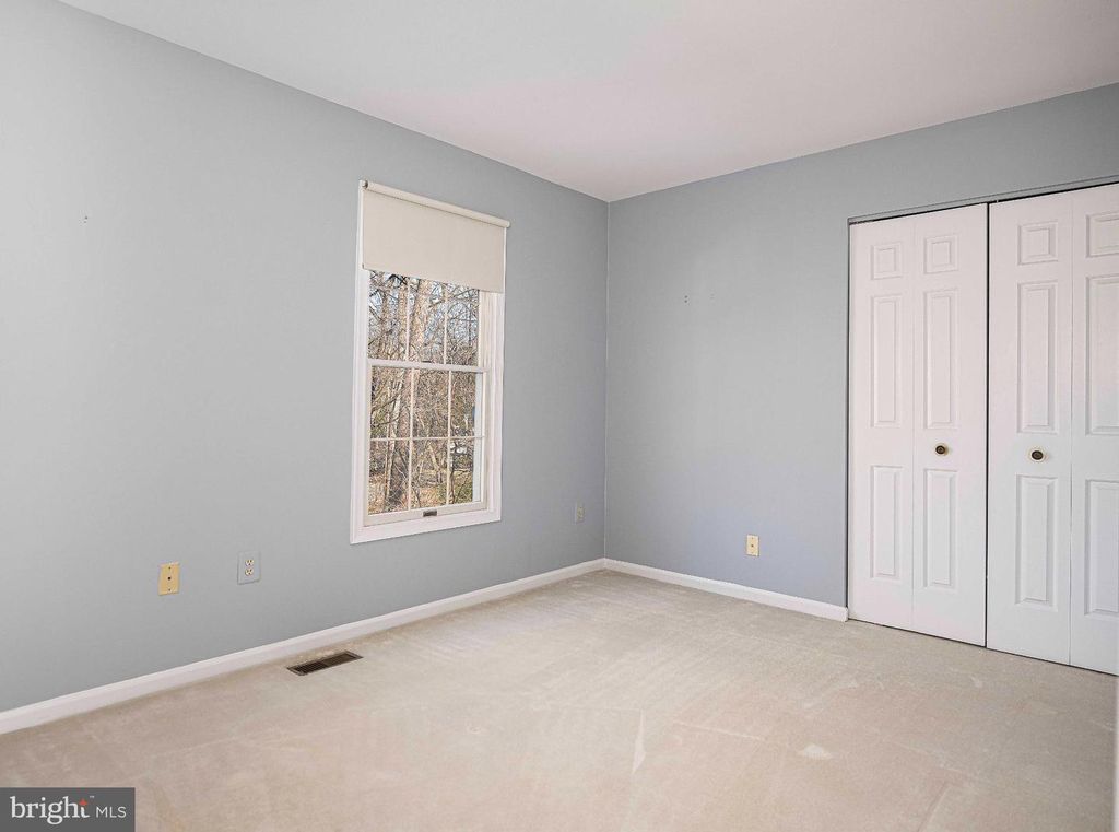 Image 41 of property listing at 644 SYMPHONY WOODS DR, Silver Spring, MD 20901