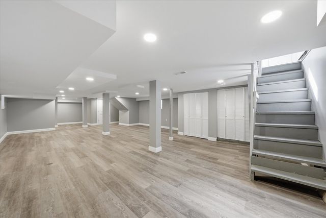 8352 S Phillips Avenue, Chicago, IL 60617