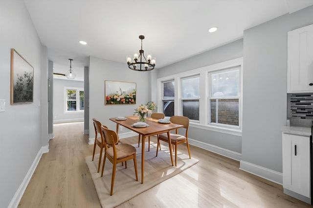 8352 S Phillips Avenue, Chicago, IL 60617