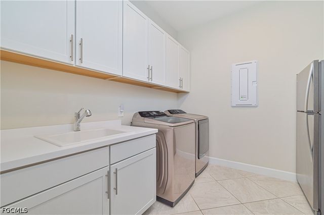 16096 Herons View DR, Alva, FL 33920