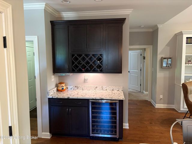 2418 Irish Bend Ct, Fisherville, KY 40023