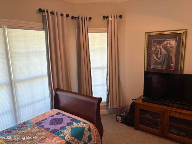 2418 Irish Bend Ct, Fisherville, KY 40023