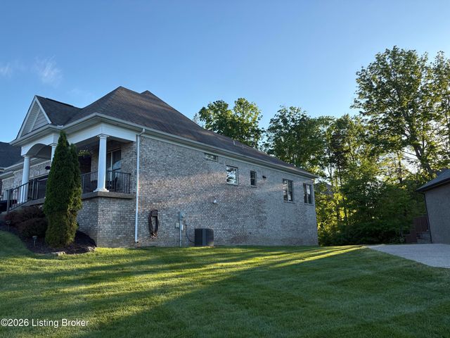 2418 Irish Bend Ct, Fisherville, KY 40023