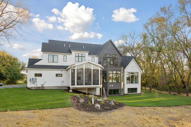 9414 Us-12, Independence, MN 55328