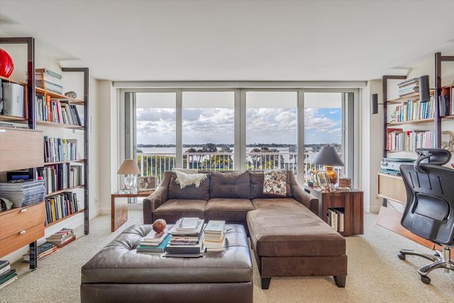 3170 S Ocean Boulevard S S305, Palm Beach, FL 33480