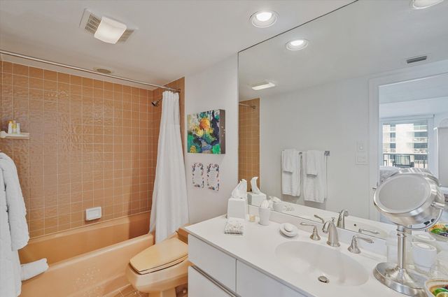 3170 S Ocean Boulevard S S305, Palm Beach, FL 33480