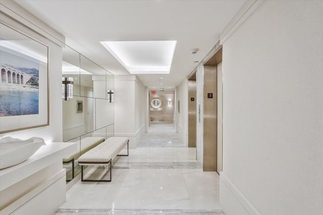 3170 S Ocean Boulevard S S305, Palm Beach, FL 33480