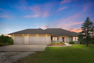 2745 S Hieland Road, St. Anne, IL 60964