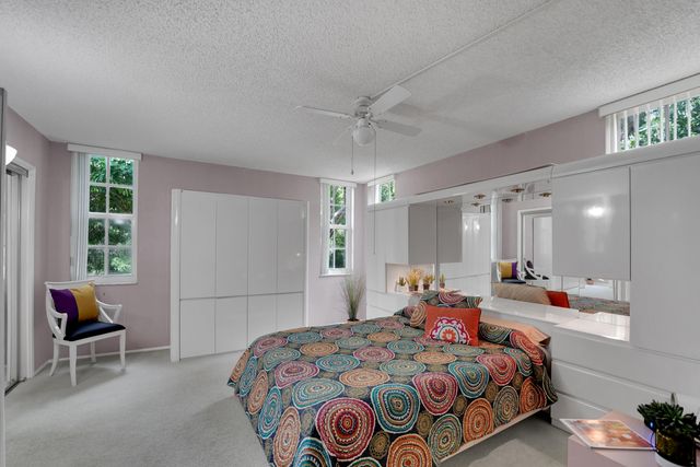 804 CYPRESS GROVE Lane 210, Pompano Beach, FL 33069