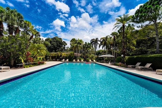 804 CYPRESS GROVE Lane 210, Pompano Beach, FL 33069