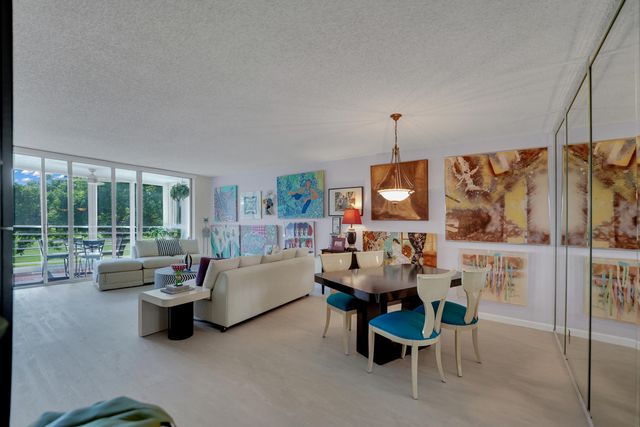 804 CYPRESS GROVE Lane 210, Pompano Beach, FL 33069