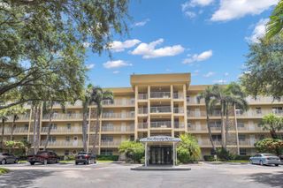 804 CYPRESS GROVE Lane 210, Pompano Beach, FL 33069
