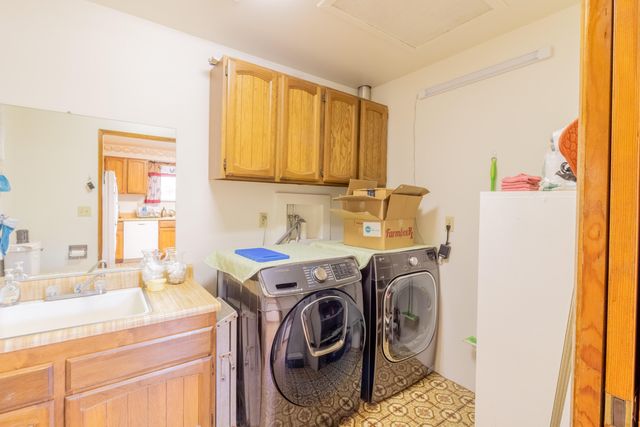 1931 Fruitdale Drive, Grants Pass, OR 97527