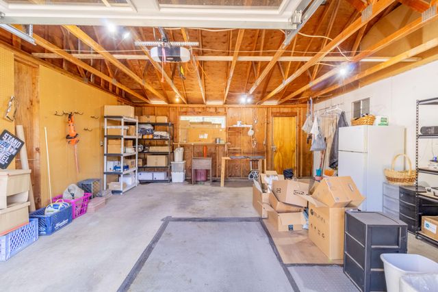 1931 Fruitdale Drive, Grants Pass, OR 97527