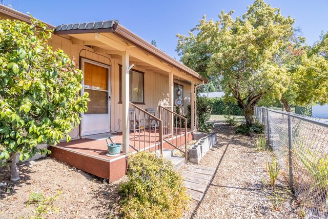 1931 Fruitdale Drive, Grants Pass, OR 97527