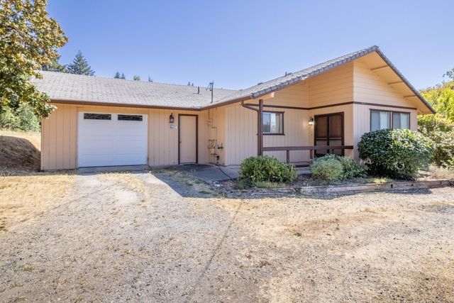 1931 Fruitdale Drive, Grants Pass, OR 97527