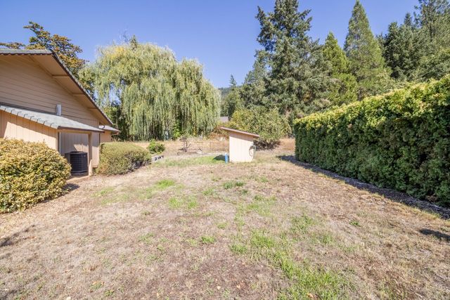 1931 Fruitdale Drive, Grants Pass, OR 97527