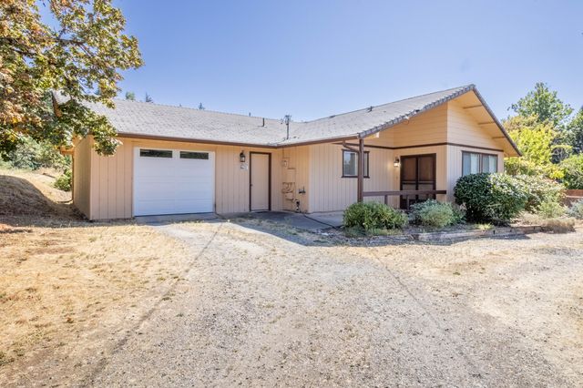 1931 Fruitdale Drive, Grants Pass, OR 97527