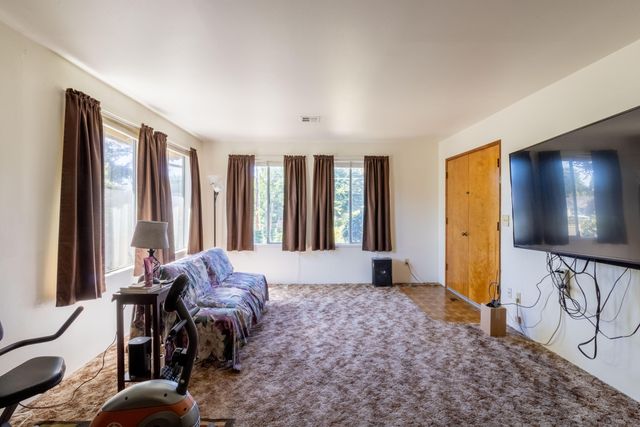 1931 Fruitdale Drive, Grants Pass, OR 97527