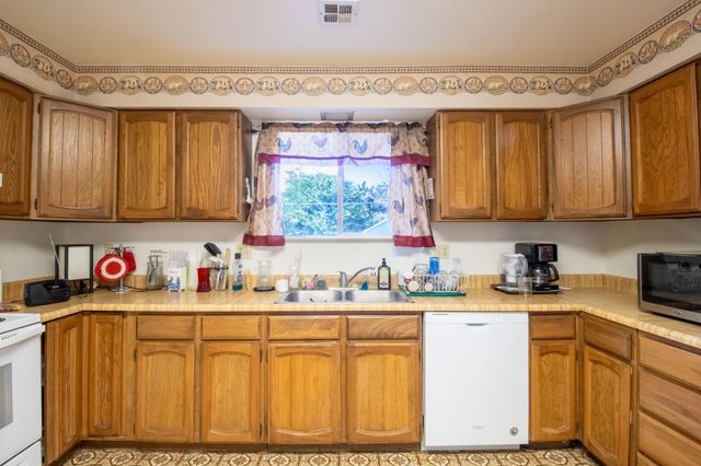 1931 Fruitdale Drive, Grants Pass, OR 97527