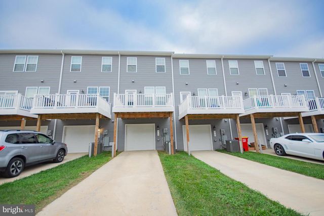 34 COOLIDGE AVE, Ranson, WV 25438